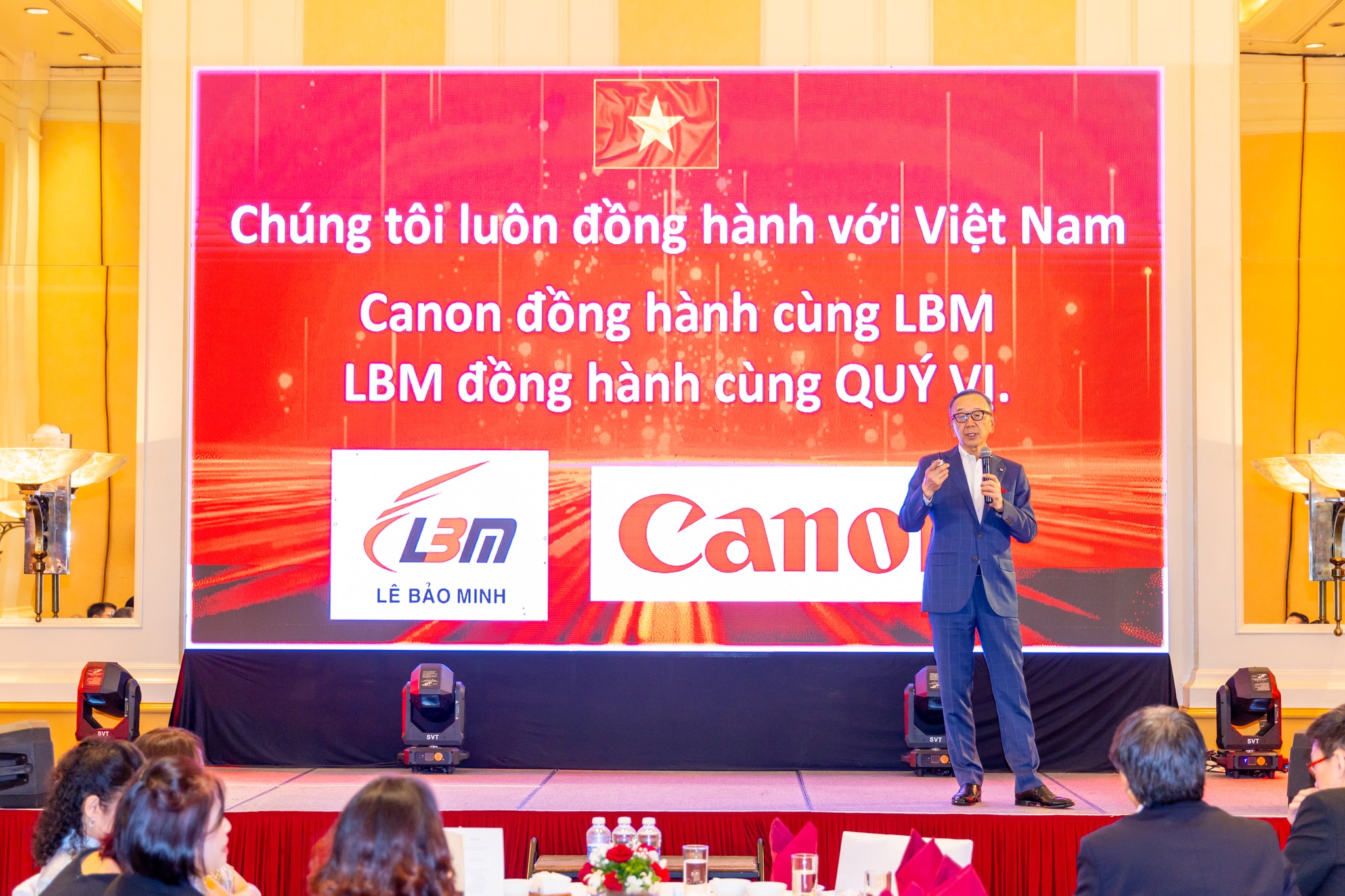 [NEWS] LÊ BẢO MINH TẠI BUỔI TRI ÂN ĐẶC BIỆT “TIỆC HỌP MẶT KHÁCH HÀNG CANON – LÊ BẢO MINH”